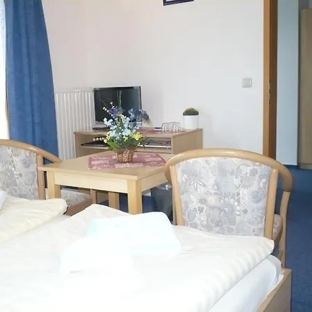 Neptun 招待所 于克里茨